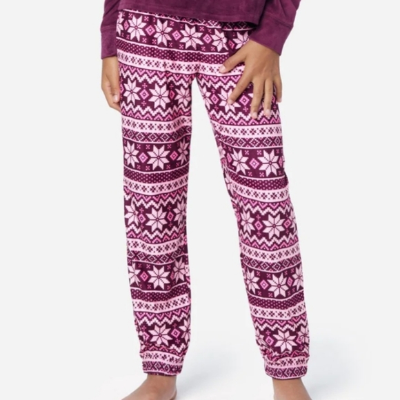 Graphic and Patterned Pajama set - Picture 4 of 4